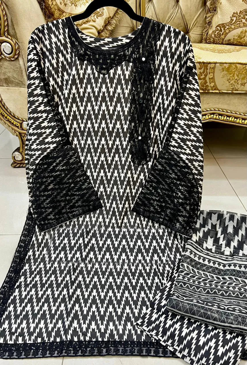3 Pcs Women's Stitched Dobby Lawn Printed Suit M017