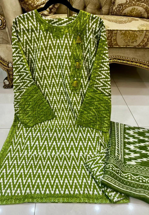 3 Pcs Women's Stitched Dobby Lawn Printed Suit M020