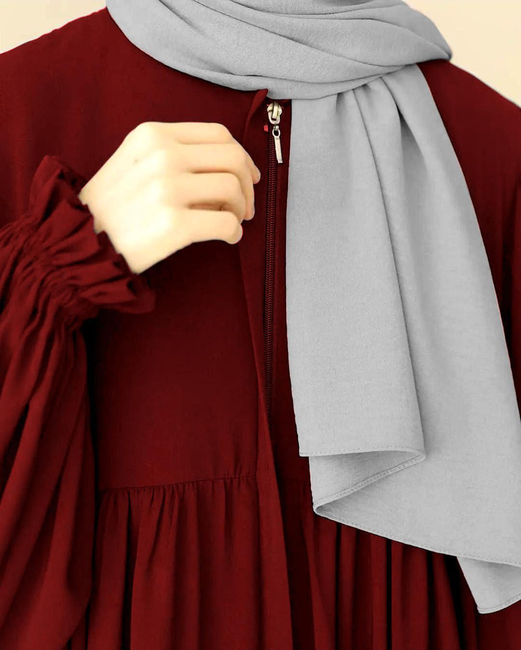 Front Platted Gum Zip Abaya With Stoller