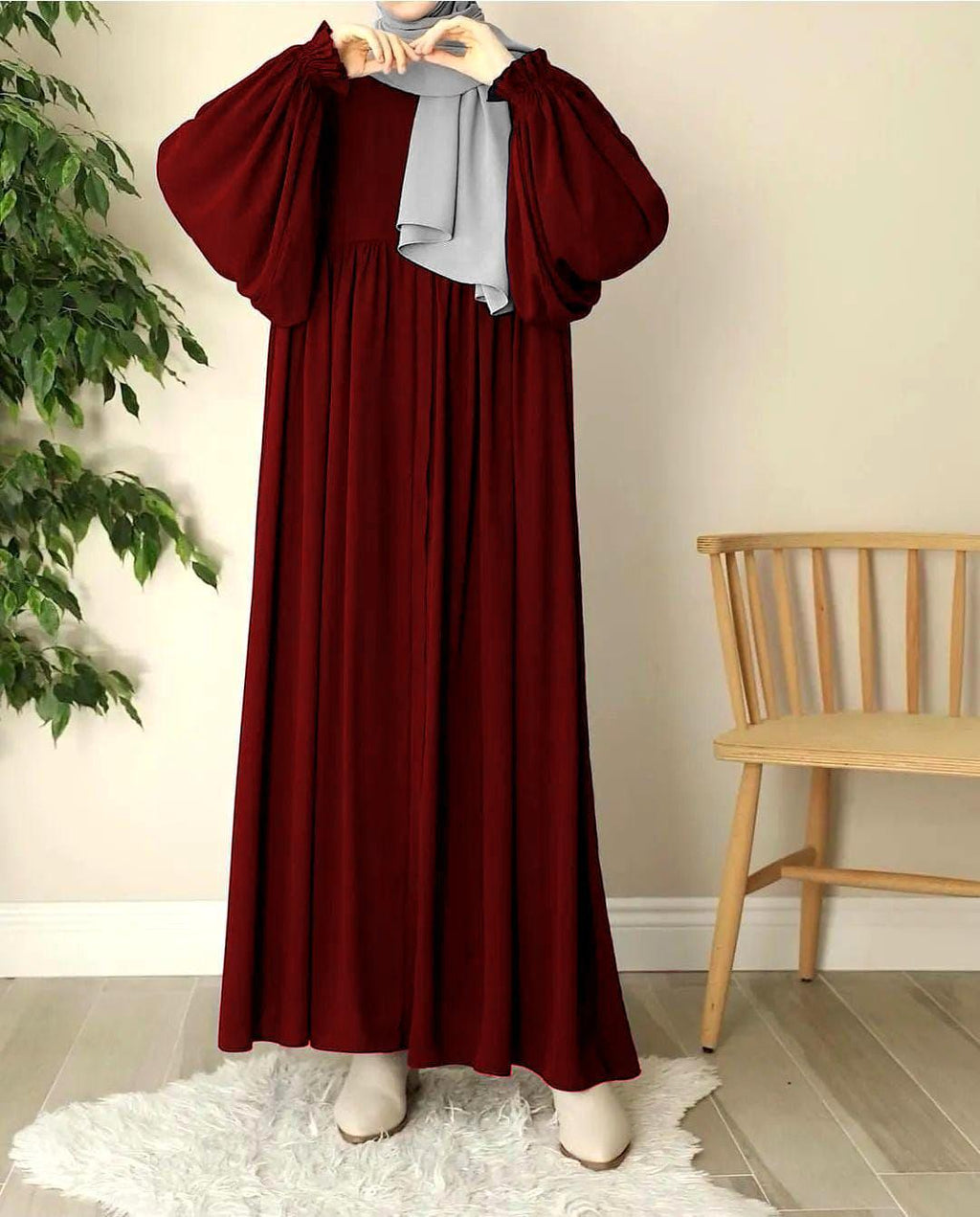 Front Platted Gum Zip Abaya With Stoller