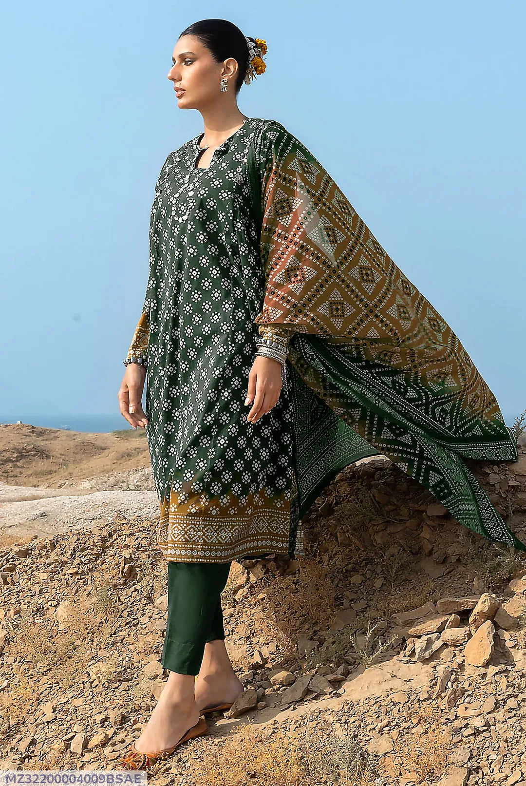 3 Pcs Women's Unstitched Printed Suit